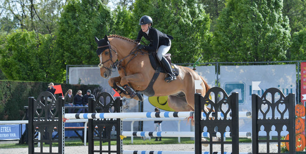 Women's Equestrian Breeches: History, Technology, and Prices