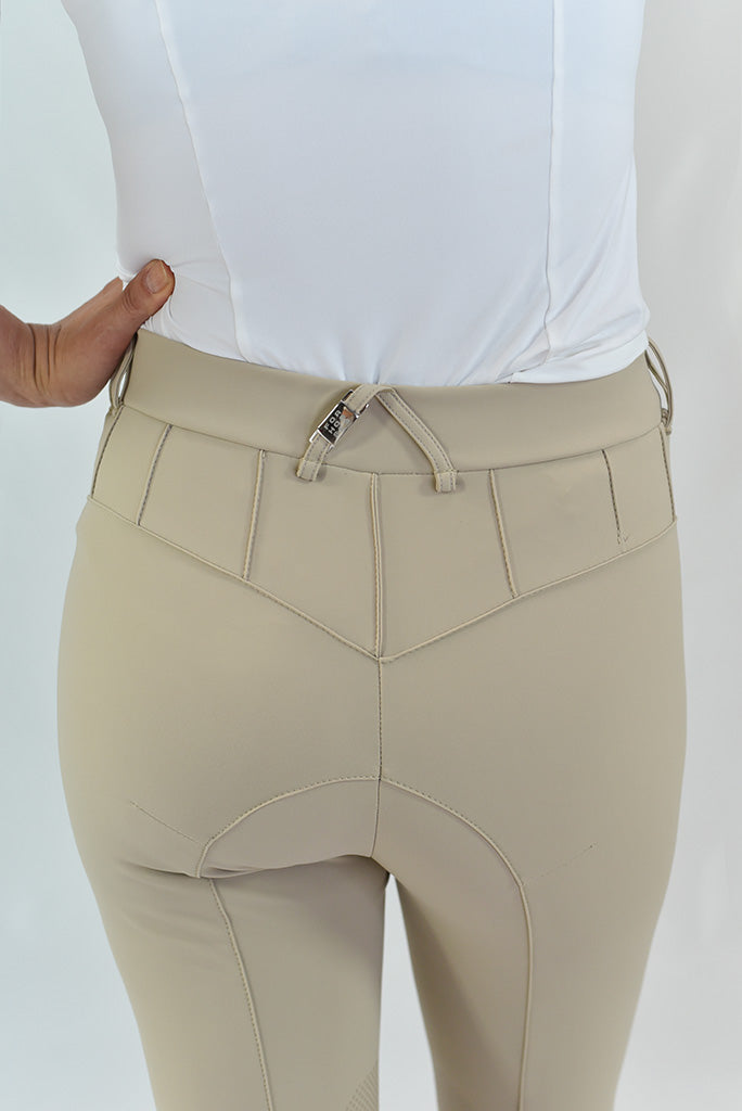 CORINTA Ultra Move Leggings